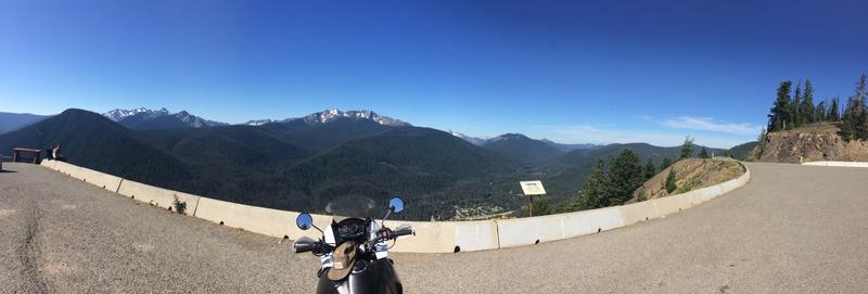 Cascade lookout panoramic